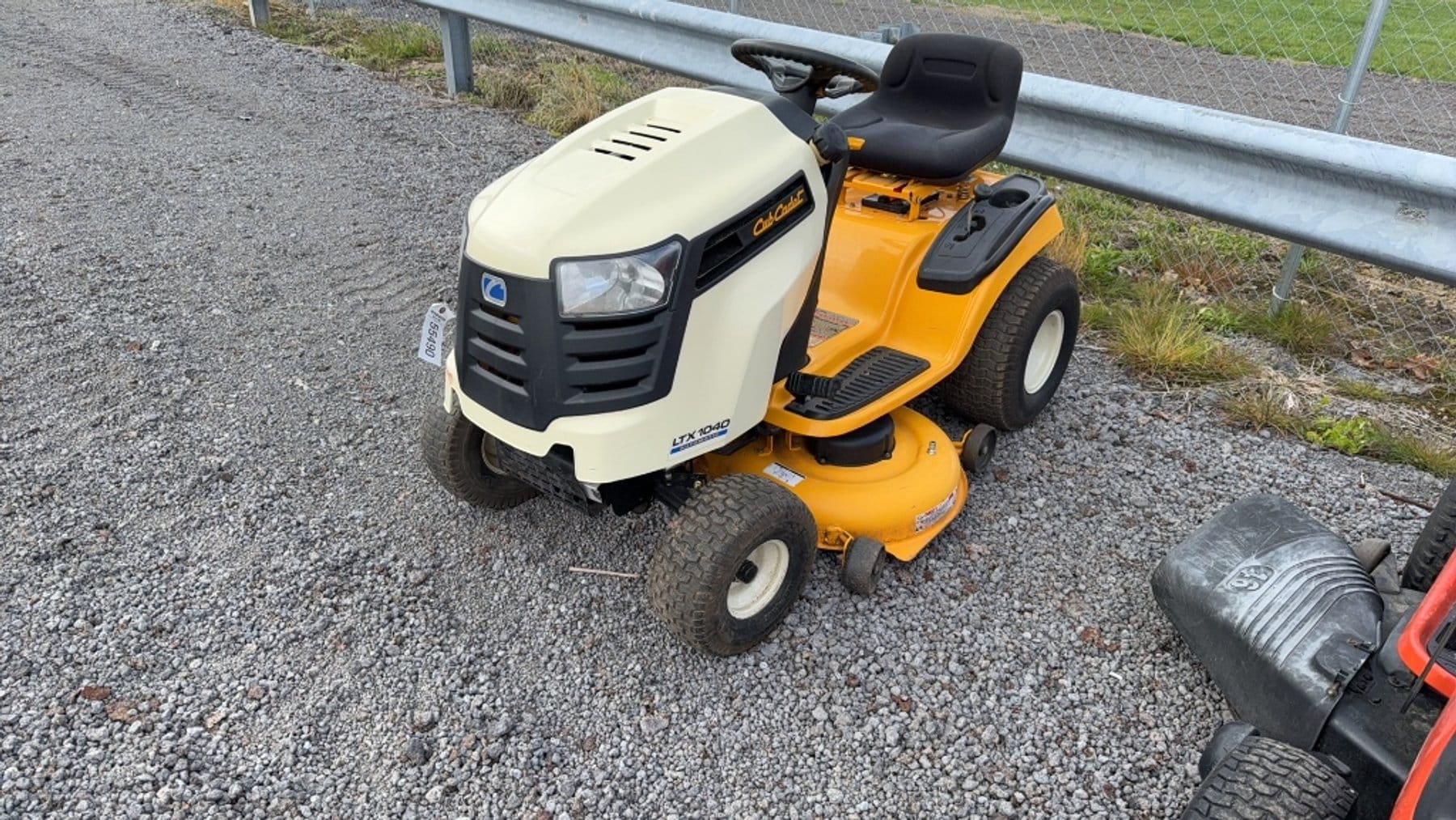 2012 Cub Cadet LTX1040 Equipment Image0