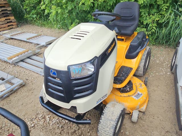 Image of Cub Cadet LTX1046 equipment image 1