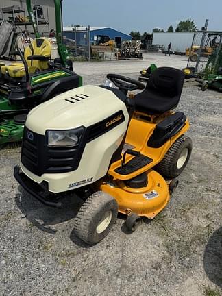 Image of Cub Cadet LTX1046KW equipment image 1