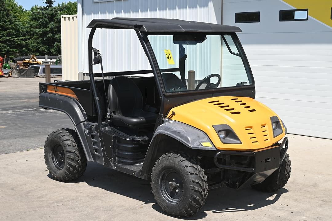 Image of Cub Cadet Volunteer Primary image