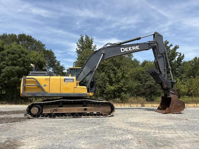 Image of John Deere 210G LC equipment image 2