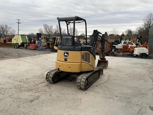 Image of John Deere 27D equipment image 3