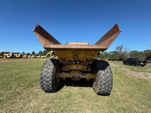 Image of John Deere 300D equipment image 3