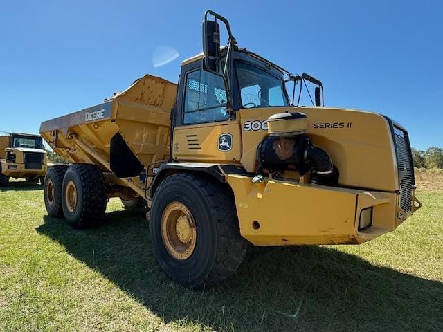 2012 John Deere 300D Equipment Image0