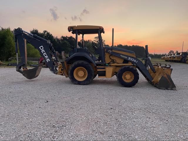 Image of John Deere 310SJ equipment image 3