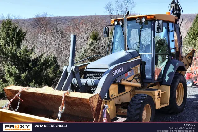 Image of John Deere 310SJ equipment image 2