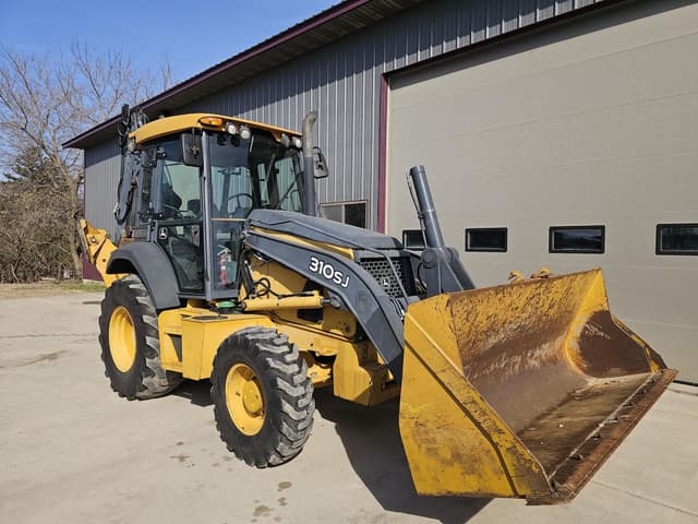 Image of John Deere 310SJ equipment image 4