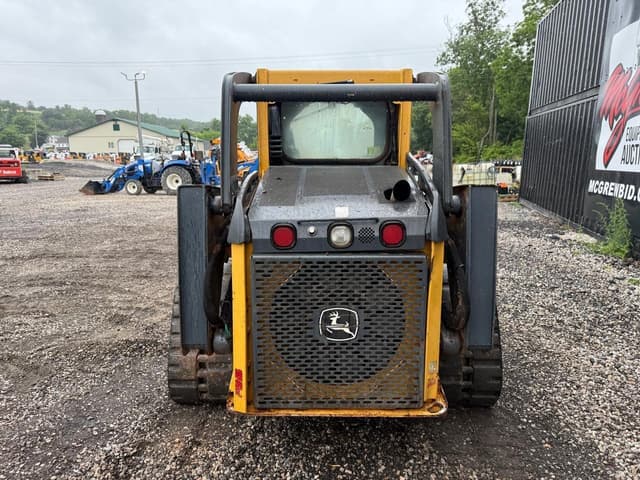 Image of John Deere 323D equipment image 2