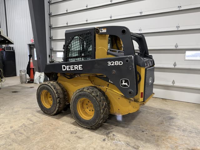 Image of John Deere 328D equipment image 4
