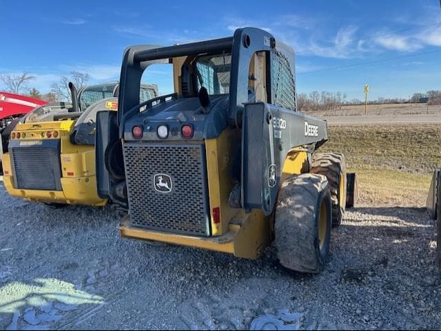 Image of John Deere 332D equipment image 2