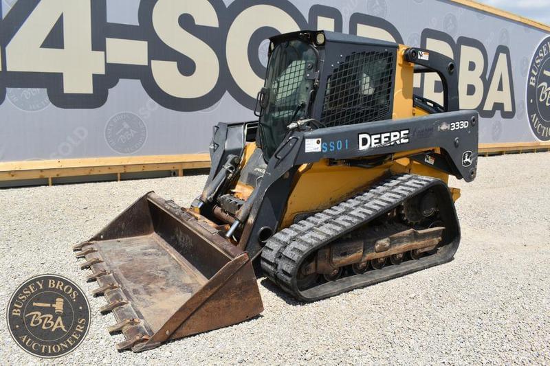 Image of John Deere 333D Primary image