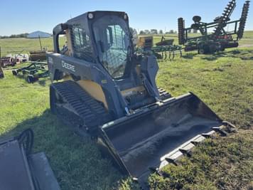 Main image John Deere 333D