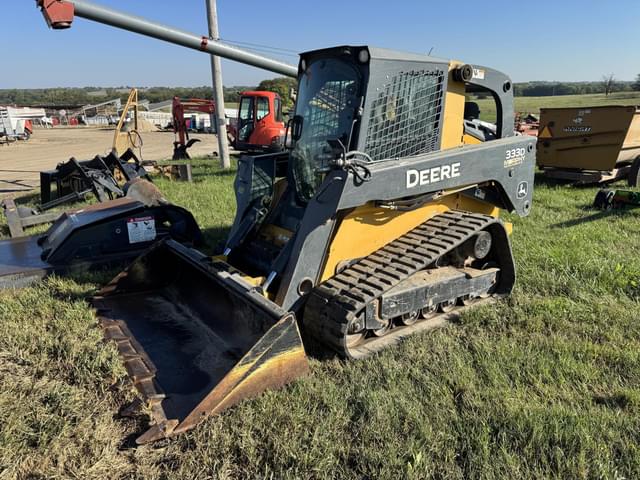 Image of John Deere 333D equipment image 1