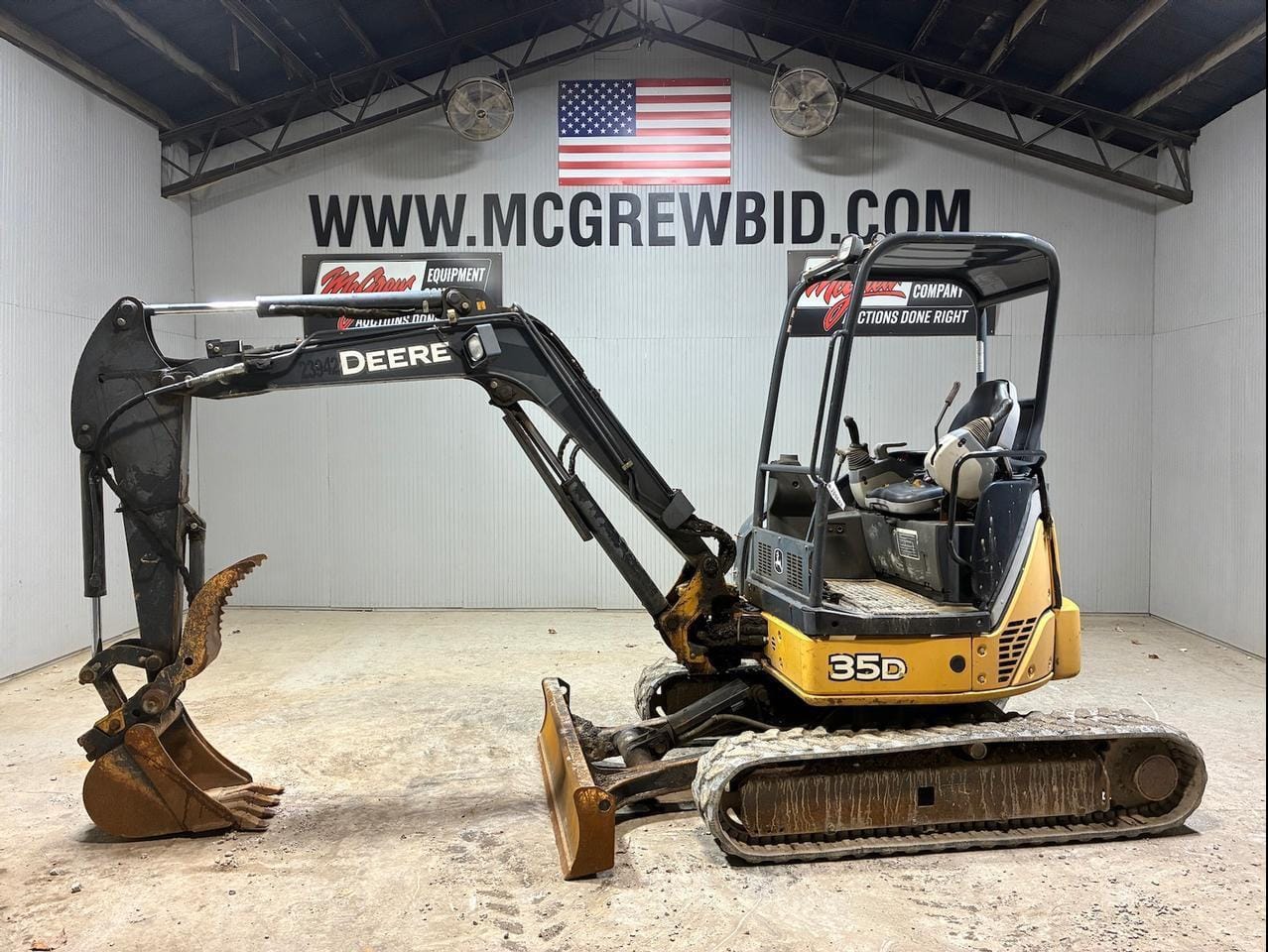 2012 John Deere 35D Equipment Image0