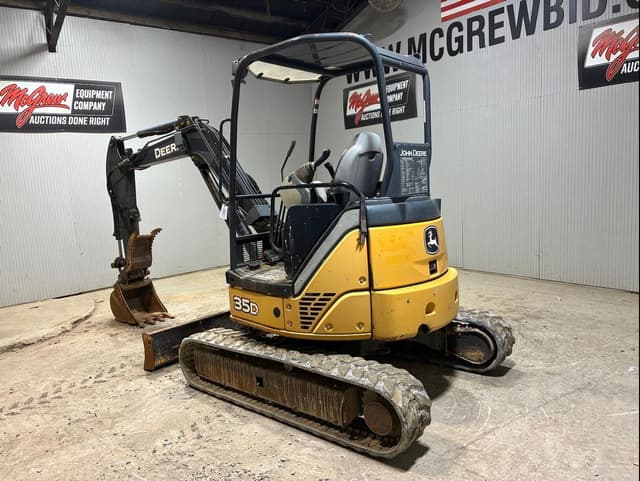 Image of John Deere 35D equipment image 2