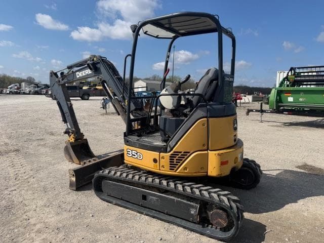 Image of John Deere 35D equipment image 1