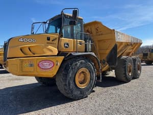 2012 John Deere 400D Image