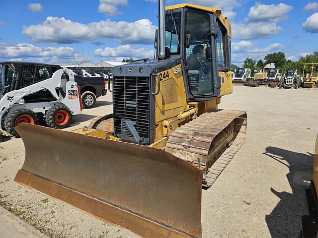 Image of John Deere 450J LGP equipment image 1