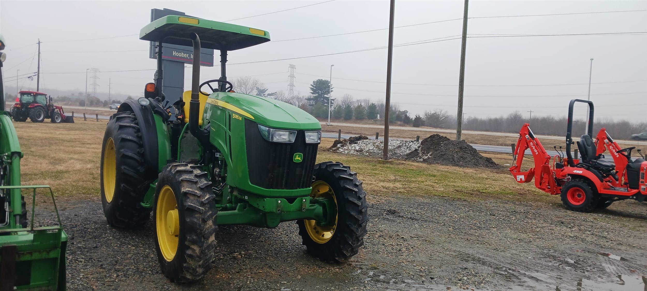 2012 John Deere 5085M Equipment Image0