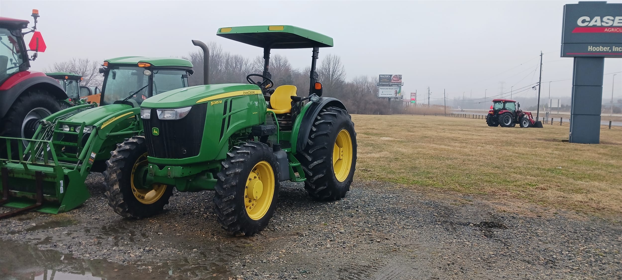 2012 John Deere 5085M Equipment Image0