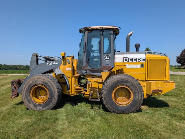 Image of John Deere 544K equipment image 2