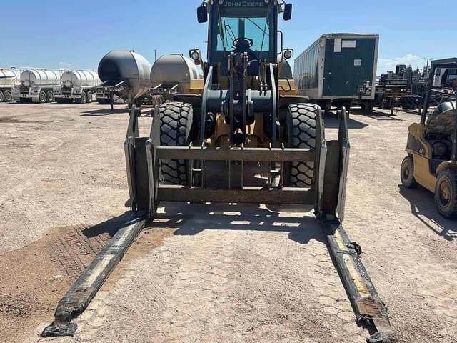 Image of John Deere 624K equipment image 1