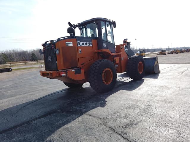 Image of John Deere 624K equipment image 4