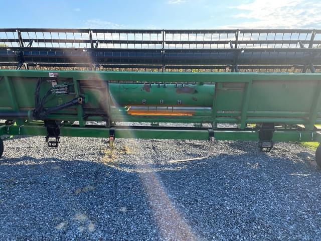Image of John Deere 630F equipment image 4
