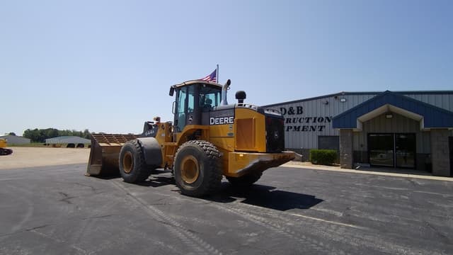 Image of John Deere 644K equipment image 2