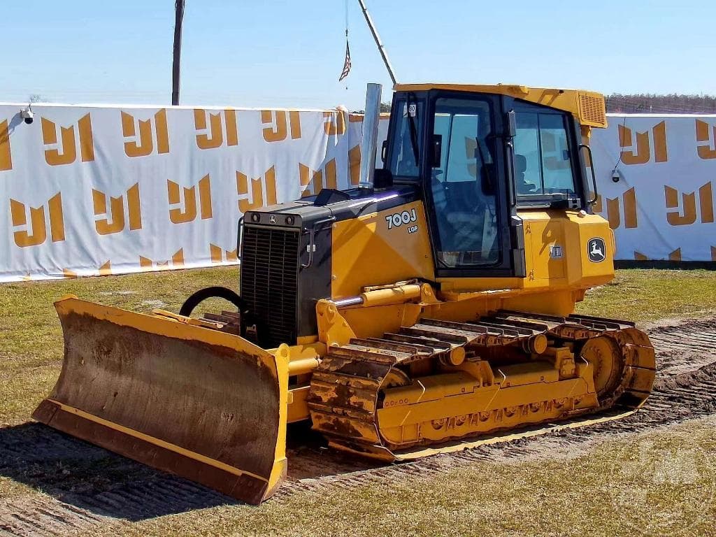 Image of John Deere 700J LGP Primary image