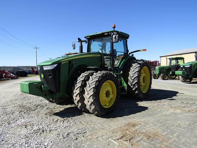 Image of John Deere 8310R equipment image 1