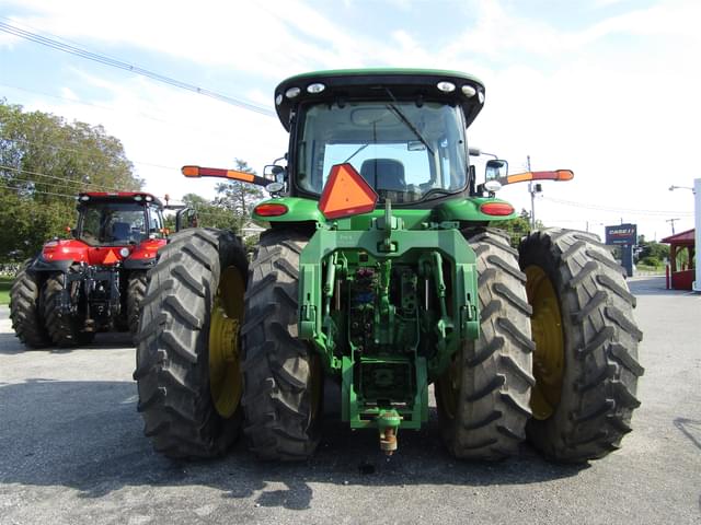 Image of John Deere 8310R equipment image 4