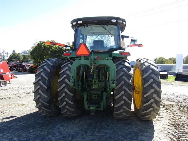 Image of John Deere 8310R equipment image 4