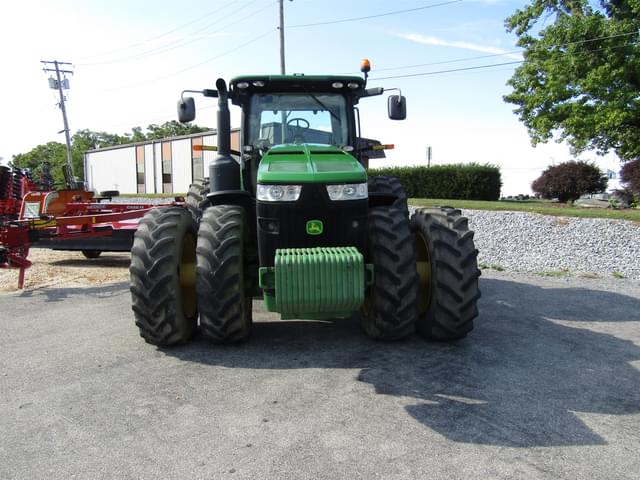 Image of John Deere 8310R equipment image 1