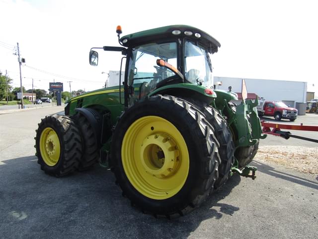 Image of John Deere 8310R equipment image 3