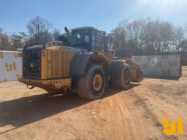 Image of John Deere 844K equipment image 3