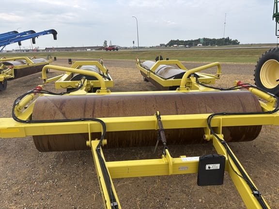 2012 Degelman LR6751 Equipment Image0
