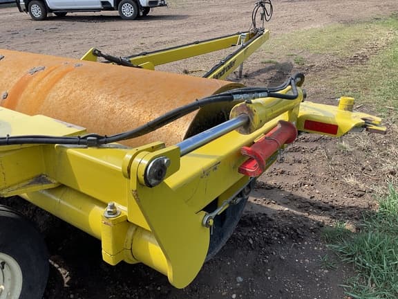 Image of Degelman LR7651 equipment image 3