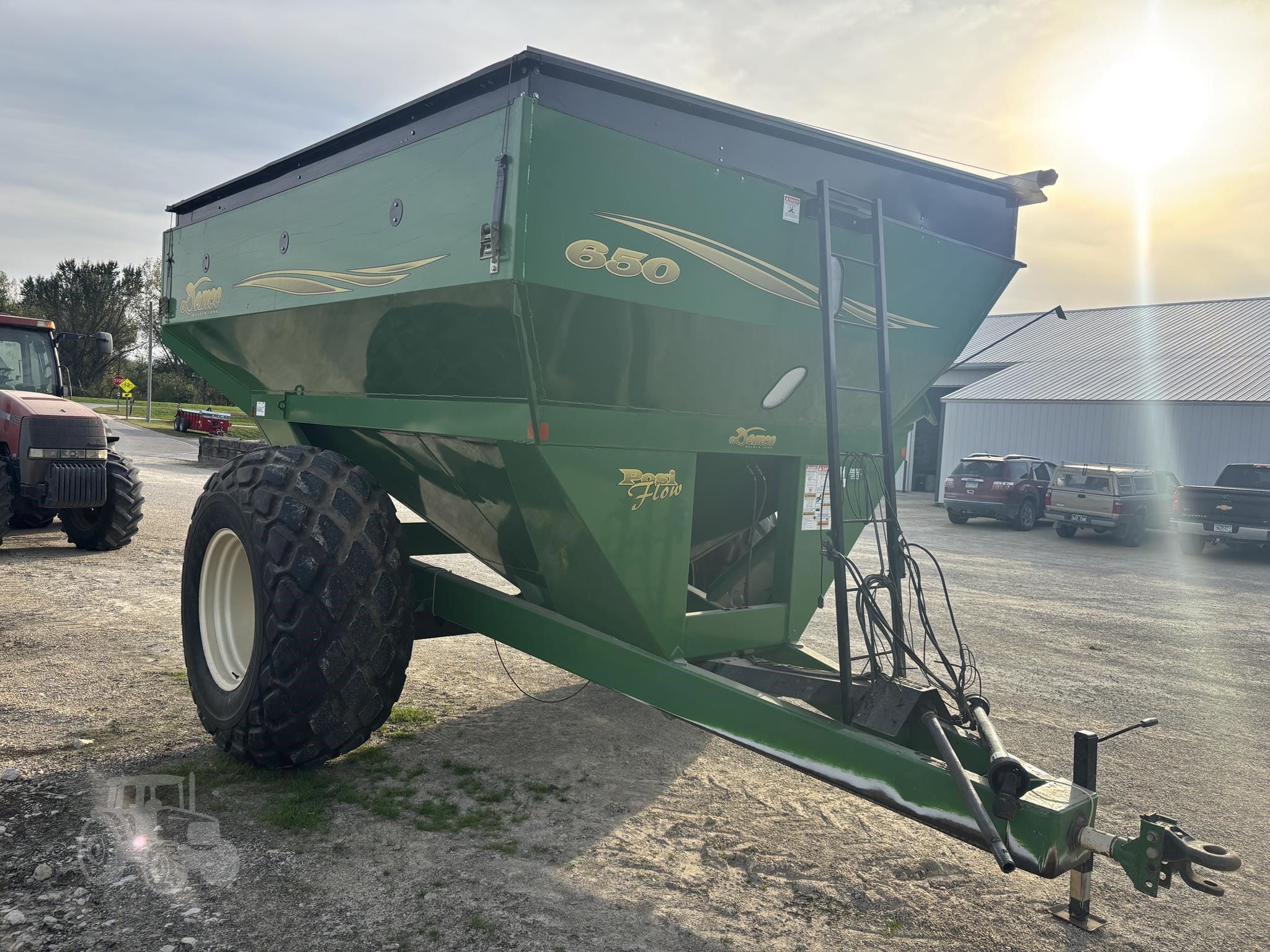 2012 Demco 650 Equipment Image0