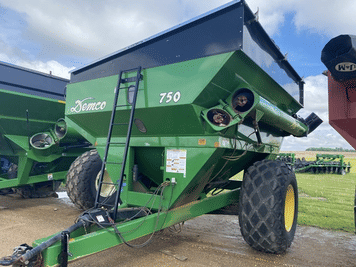 Main image Demco 750