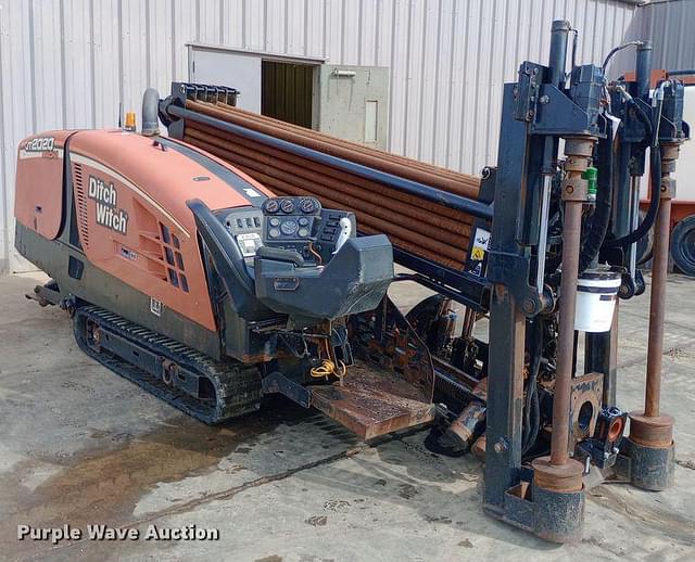 Image of Ditch Witch JT2020 equipment image 2