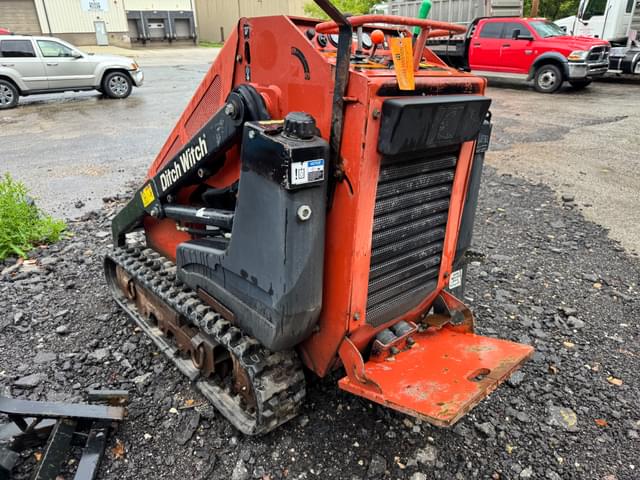 Image of Ditch Witch 12-121 equipment image 3