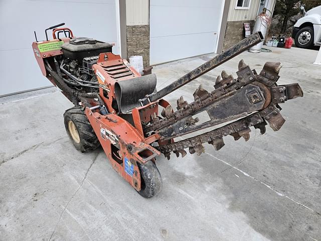 Image of Ditch Witch RT16 equipment image 4