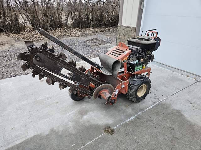 Image of Ditch Witch RT16 equipment image 2