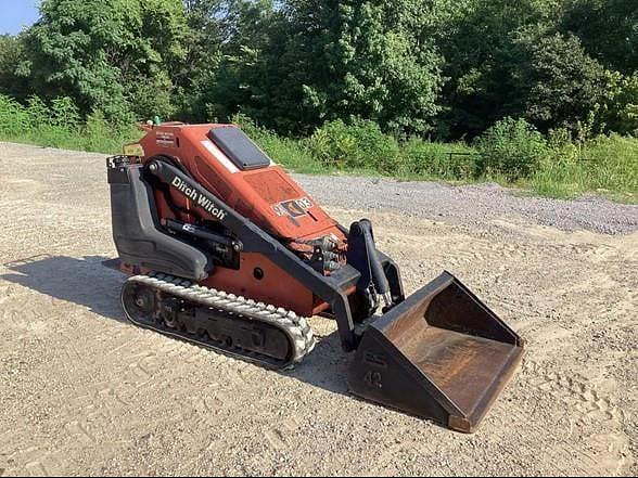 Image of Ditch Witch SK650 equipment image 3