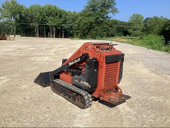 Image of Ditch Witch SK650 equipment image 2