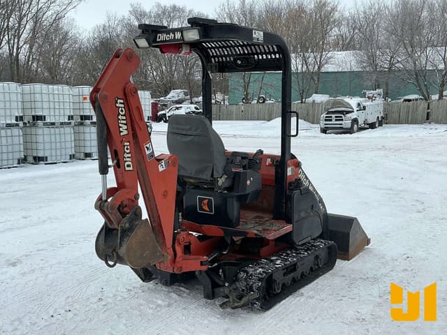 Image of Ditch Witch XT855 equipment image 4