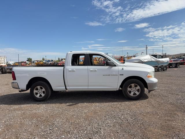 Image of Dodge Ram 1500 equipment image 3