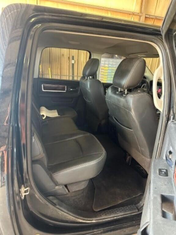 Image of Dodge Ram 1500 equipment image 4