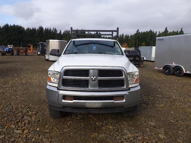 Image of Dodge Ram 2500 equipment image 1